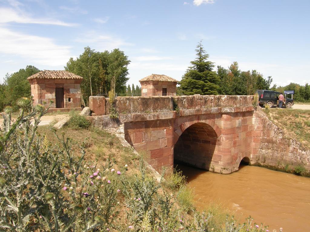 El Albergue De Herrera Herrera de Pisuerga Exterior foto