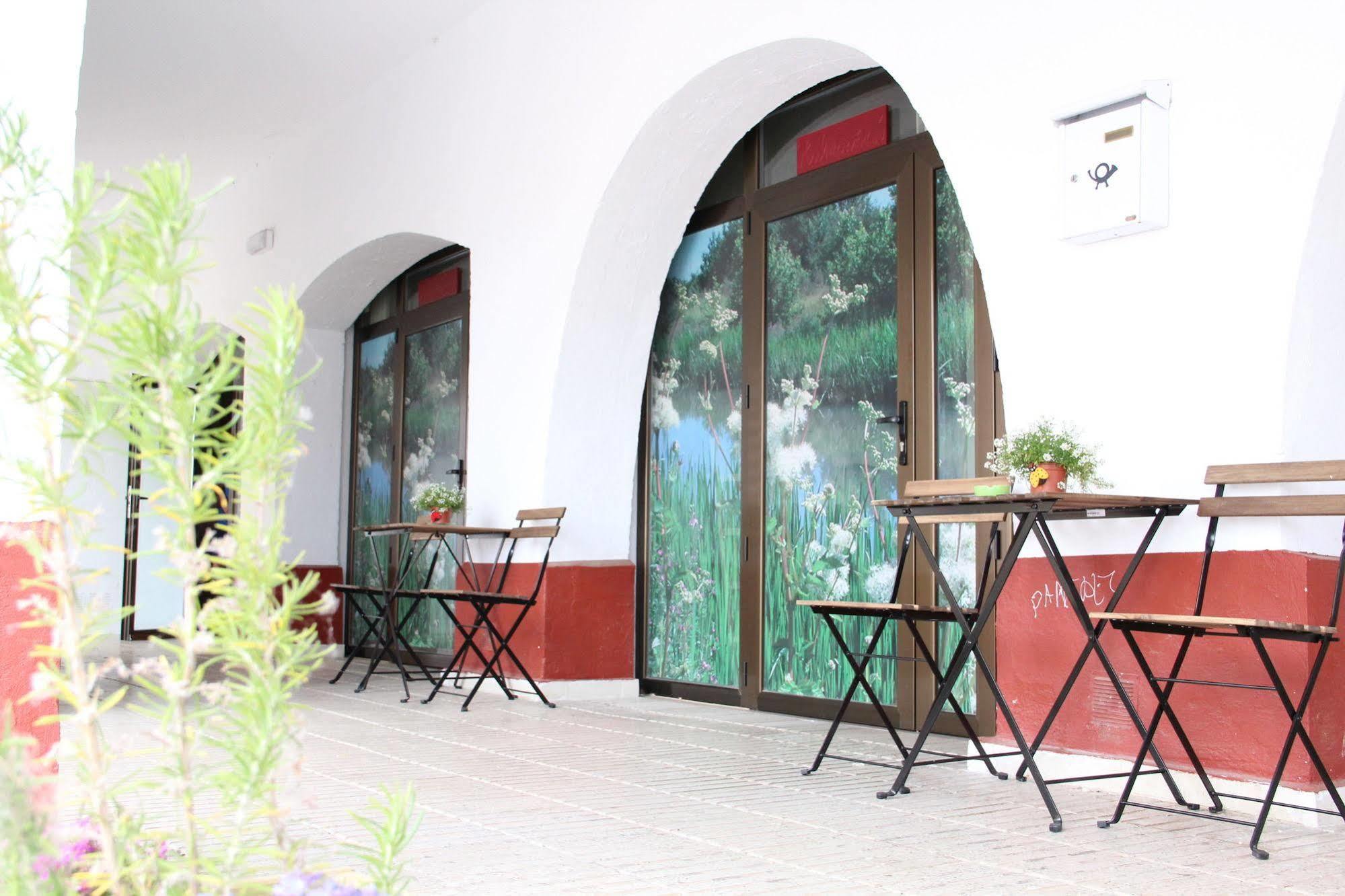 El Albergue De Herrera Herrera de Pisuerga Exterior foto